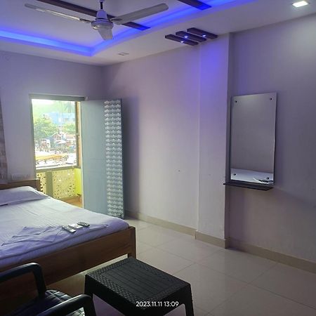 Hotel Grand View Puri Luaran gambar
