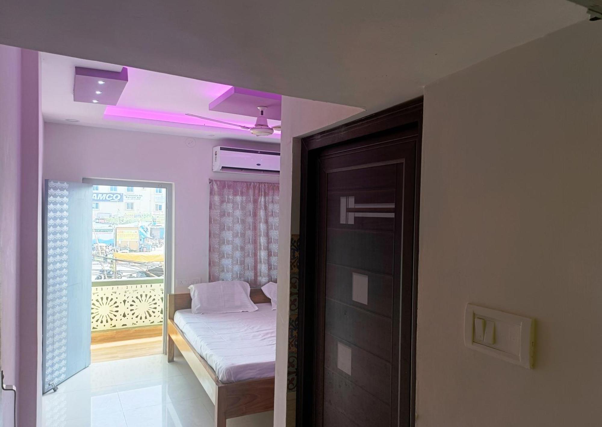 Hotel Grand View Puri Luaran gambar