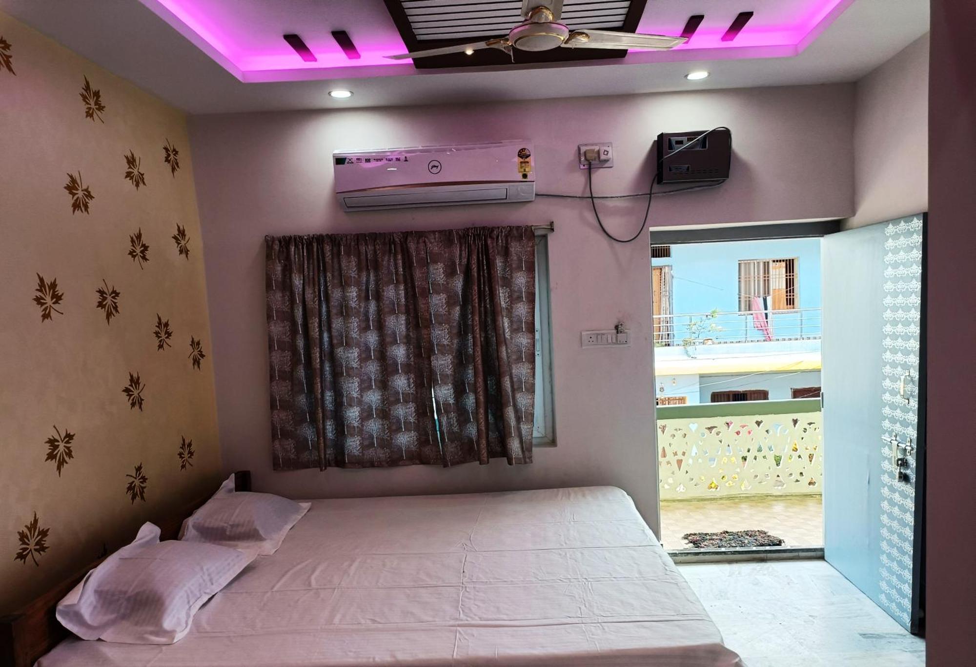 Hotel Grand View Puri Luaran gambar