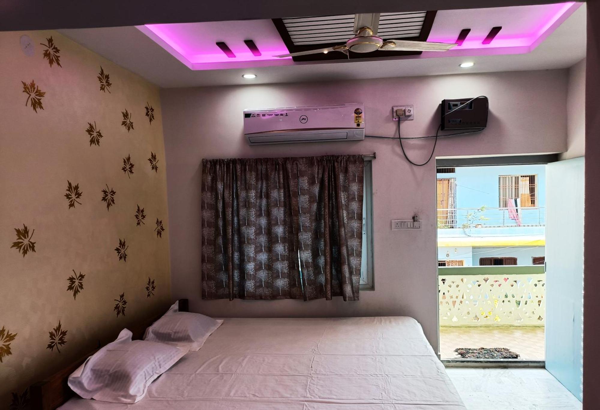 Hotel Grand View Puri Luaran gambar